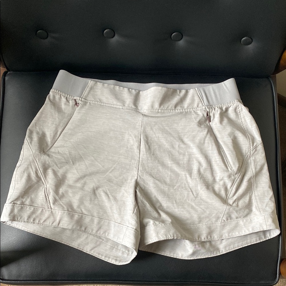Calia by Carrie Underwood Women's Gray Shorts